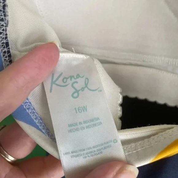 Kona Sol One Piece Bathing Suit‎ Plus Size 16 XL EUC! - Picture 4 of 4